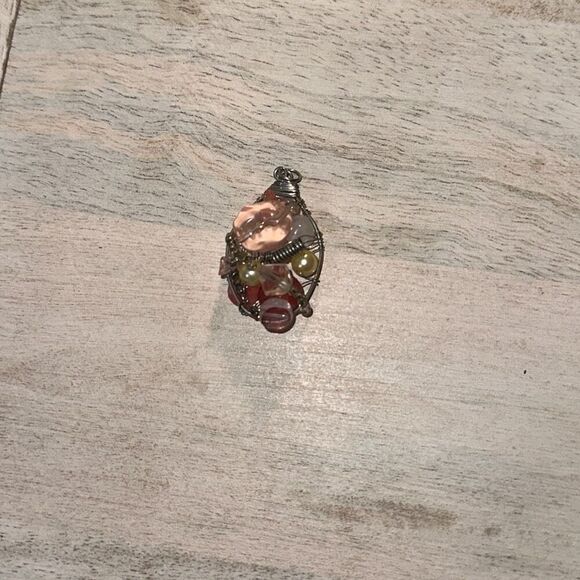 Handmade pink and silver pendant | Sz OS - Picture 2 of 5